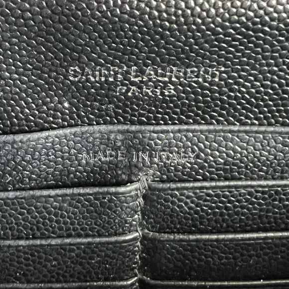 YSL / SAINT LAURENT BLACK CLASSIC CASSANDRE WALLET ON CHAIN IN GRAINED LEATHER - Picture 10 of 16
